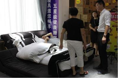 一統(tǒng)國(guó)際家居廣州旗艦店羊城首戰(zhàn)告捷，引領(lǐng)家居消費(fèi)新風(fēng)尚